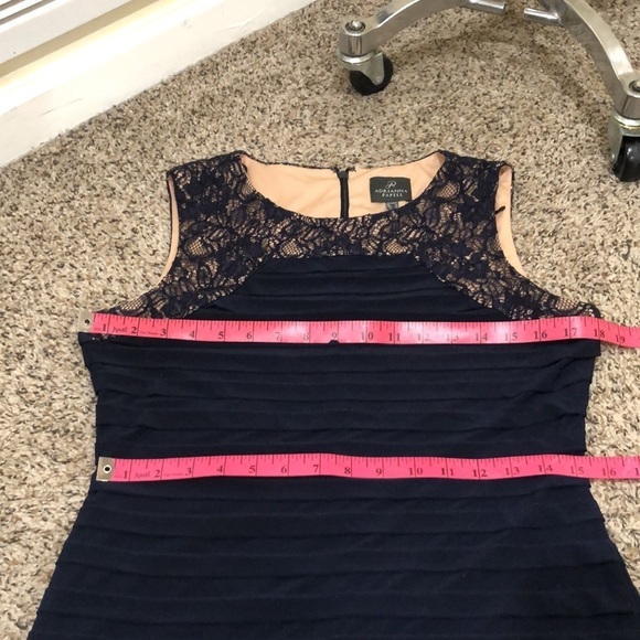 Adrianna Papell Dress Size US 10 Navy Blue Ribbed Floral Lace - Picture 8 of 10